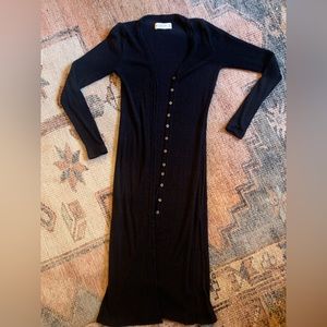 Abercrombie and fitch soft and cozy long black cardigan. Black. Size XS